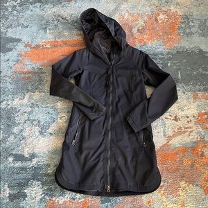 🇨🇦 🌧️ 🍋 Lululemon Rain Jacket 🍋 🌧️